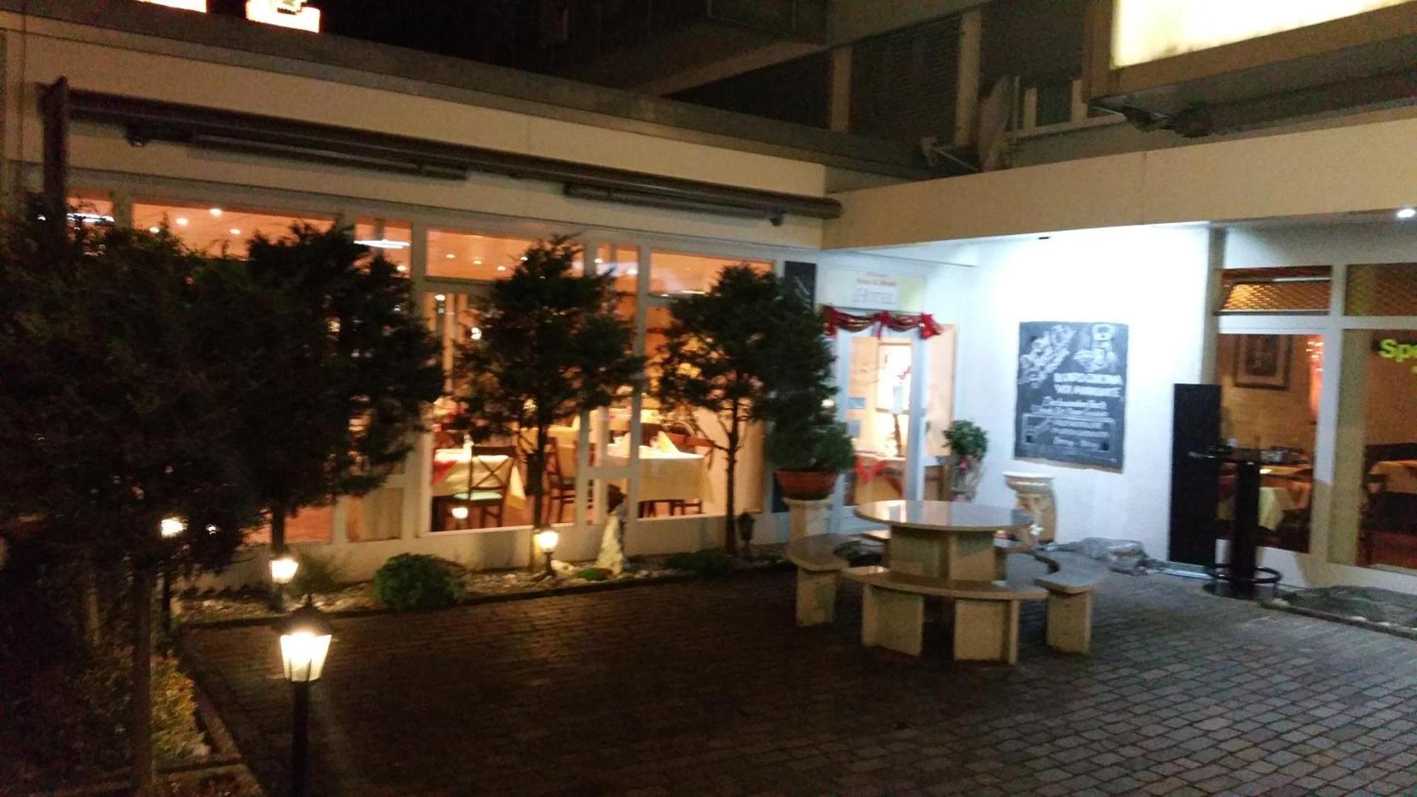 马尔蒙蒂酒店 巴瑟尔斯多夫 外观 照片